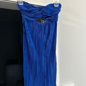 Elegant Blue Strapless Dress
